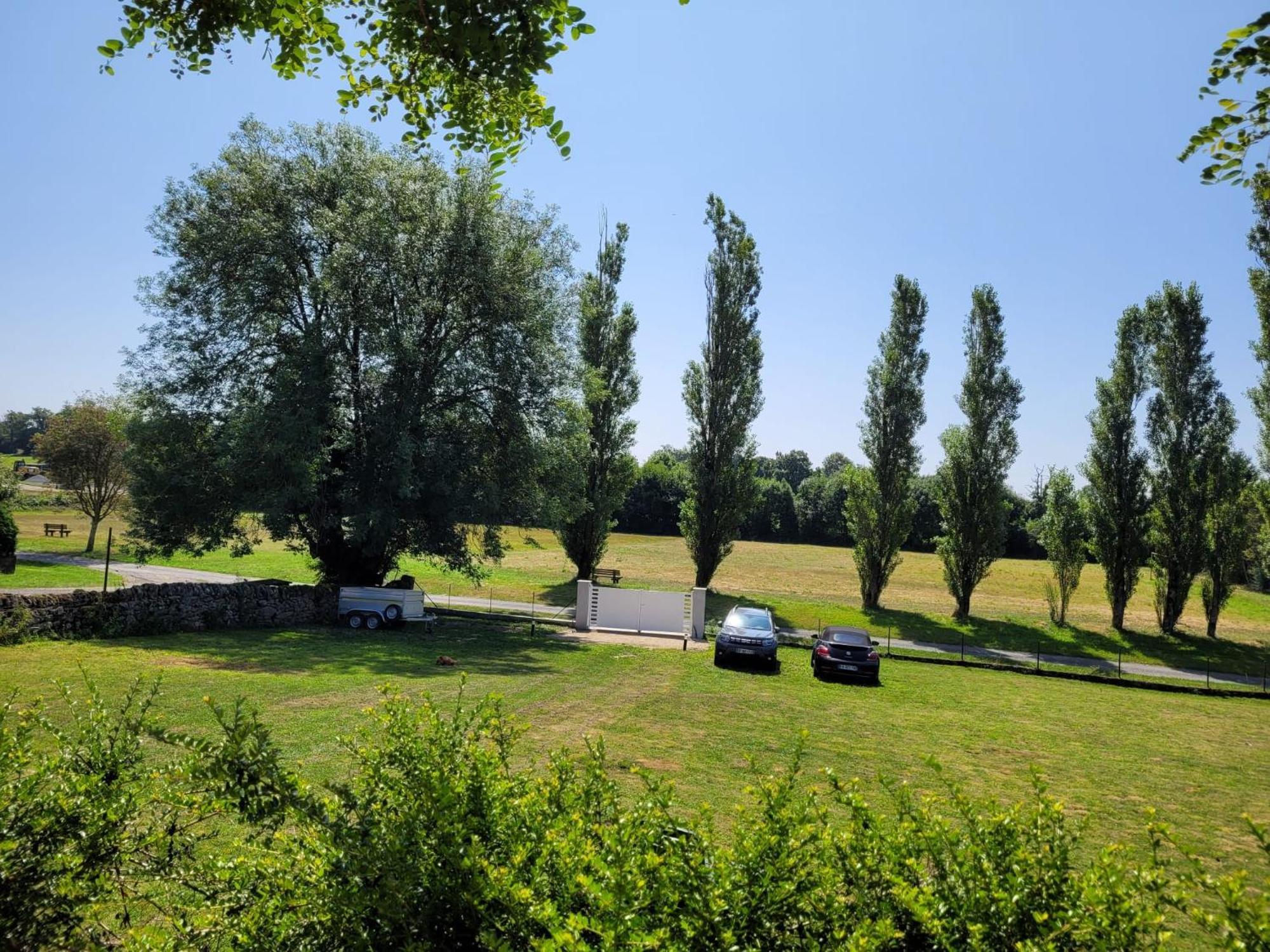 L'Aurigast Bed and Breakfast Auriac-Lagast Εξωτερικό φωτογραφία